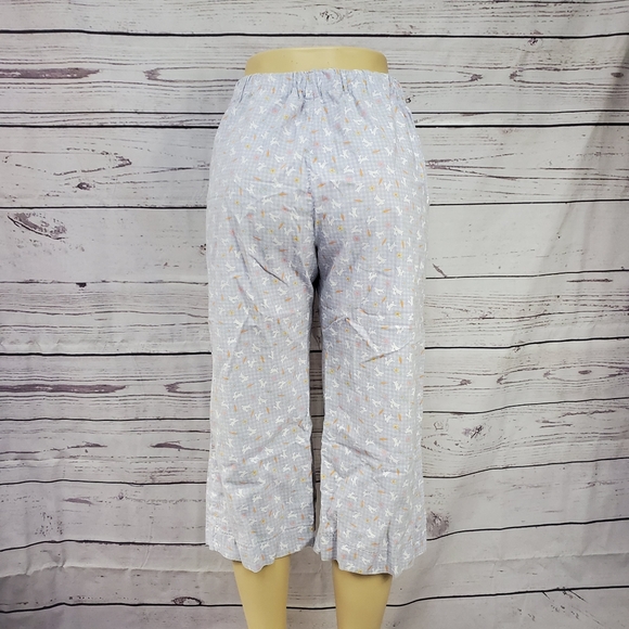 light purple capri style pajama bottoms ( 5 for $20 ) - Picture 5 of 6